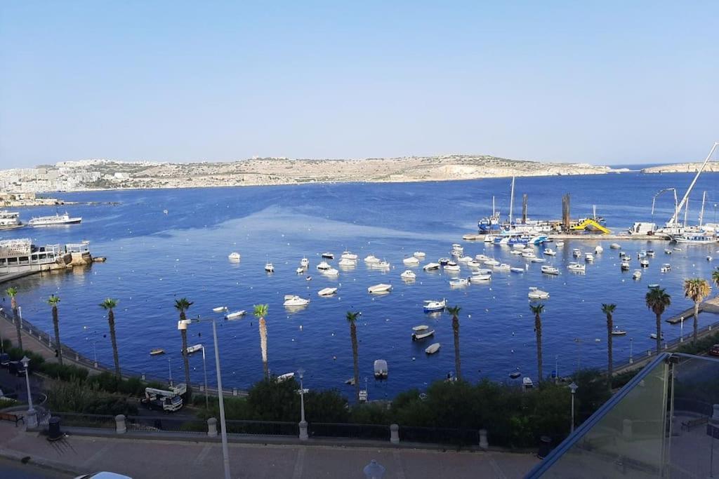 New Seafront - Spectacular Views *